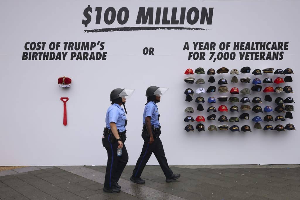 AP No Kings 13 - Bucks County Beacon - Photos of Anti-Trump 'No Kings' Demonstrations Across the US